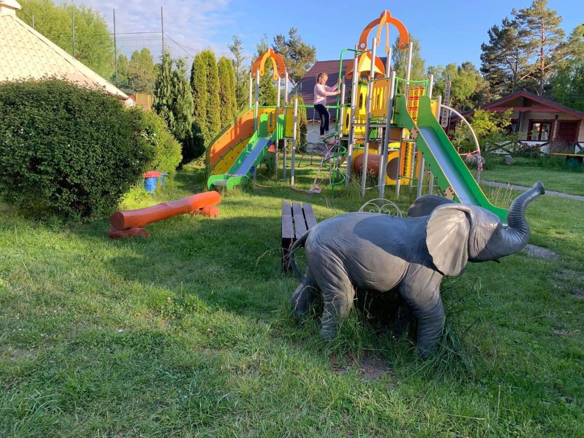 Vila Letnisko Dębki Exteriér fotografie